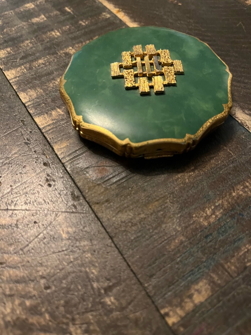 Vintage KIGU of London Jade & Gold Toned Powder Compact with Filter and Mirror - Picture 2 of 11